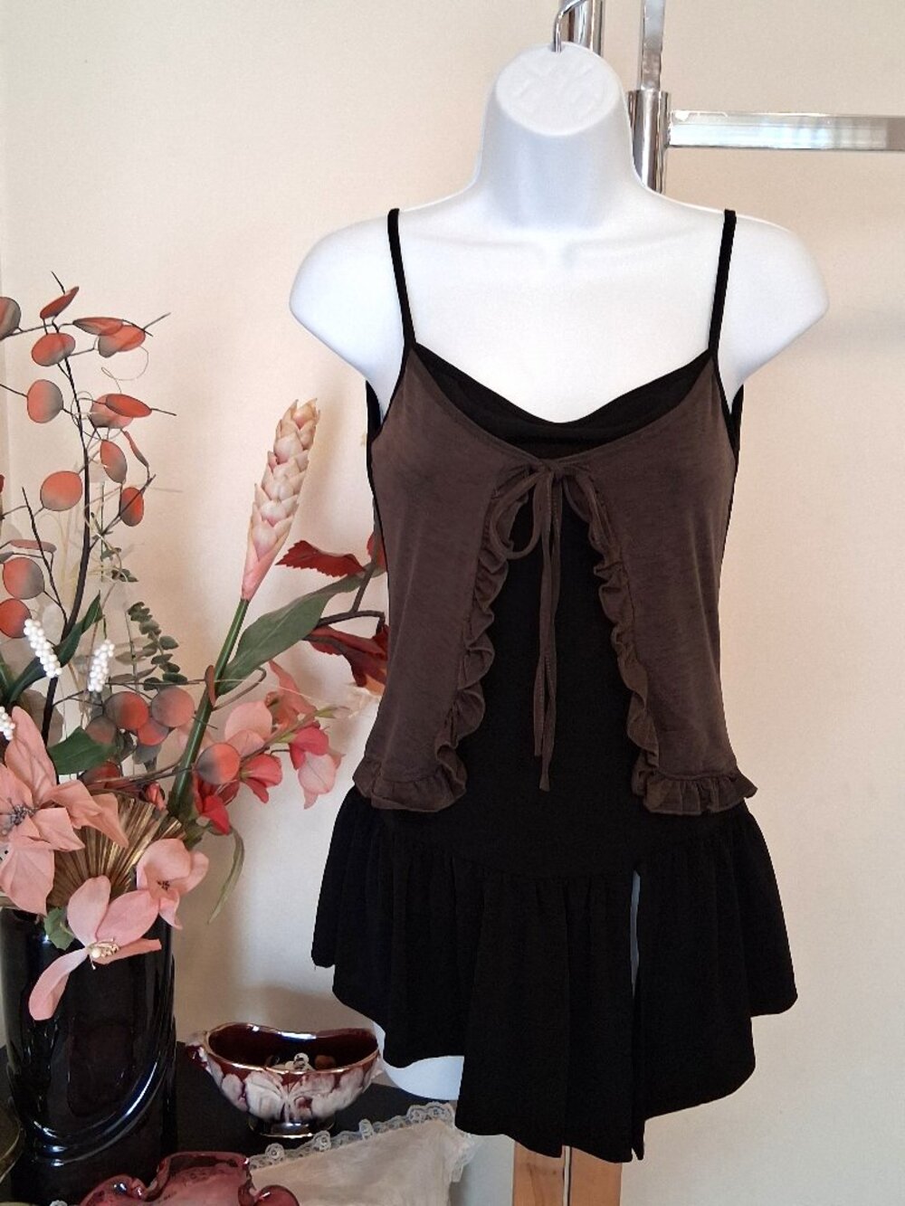 Summer Ruffle Pleated Spaghetti Strap Camisole Tank Tops Sleeveless Tops 4